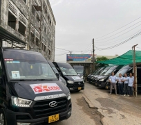 Xe Limousine 12 Chỗ