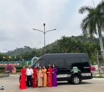 Xe Limousine 10 Chỗ