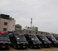Xe Limousine 12 Chỗ