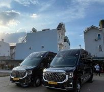 Xe Ford 2025 Limousine thượng Đỉnh 10 Chỗ 12 Chỗ