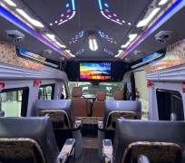 Xe Ford 2025 Limousine thượng Đỉnh 10 Chỗ 12 Chỗ
