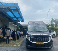 Xe Ford 2025 Limousine thượng Đỉnh 10 Chỗ 12 Chỗ