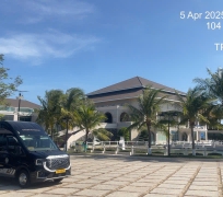 Xe Ford 2025 Limousine thượng Đỉnh 10 Chỗ 12 Chỗ