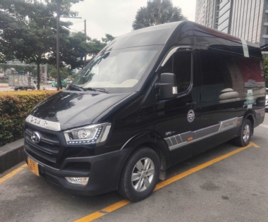 Limousine TRƯỜNG THỊNH  phục vụ đoàn kháchTrung Quốc đến thăm và làm việc tại TP HCM