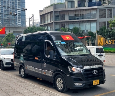 Limousine TRƯỜNG THỊNH hận hạnh được phục vụ đoàn khách thăm quan và du lịch tại TP HCM