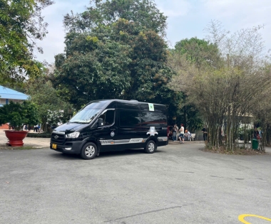 Limousine TRƯỜNG THỊNH hân hạnh được phục vụ đoàn khách thăm quan Địa Đạo Củ Chi TP HCM
