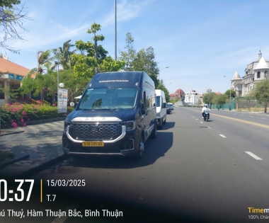 Limousine TRƯỜNG THỊNH  phục vụ đoàn khách thăm quan và du lịch tại Phan Thiết