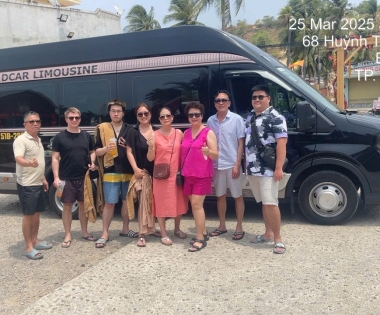 Limousine TRƯỜNG THỊNH  phục vụ đoàn khách Tham quan và du lịch tại Thành Phố Biển Phan Thiết