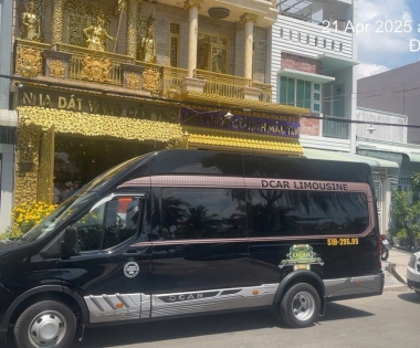 Limousine TRƯỜNG THỊNH hân hạnh được phục vụ đoàn khách đến từ Hà Nội đi tham quan Nhà Dát Vàng tại TP. Cần Thơ