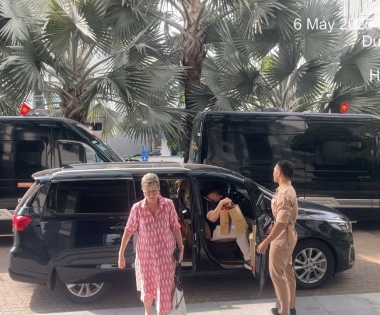 Limousine TRƯỜNG THỊNH hân hạnh được phục vụ Quý Khách tham quan và làm việc tại Bình Dương