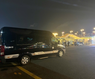 Limousine TRƯỜNG THỊNH phục vụ Quý Khách ăn tối tại Bến Du Thuyền Bạch Đằng