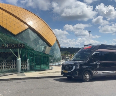 Limousine Trường Thịnh hân hạnh phục vụ Quý Khách đi tham quan và du lịch tại TP. Đà Lạt