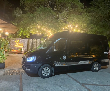 Limousine Trường Thịnh hân hạnh phục vụ Quý Khách tham quan ăn tối tại Nhà Hàng Lúa Nếp TP. Cần Thơ