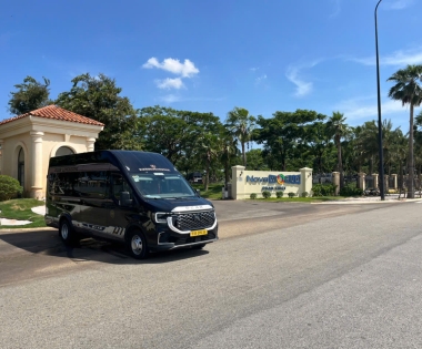 Limousine Trường Thịnh hân hạnh phục vụ Quý Khách đi tham quan và du lịch tại NovWorld