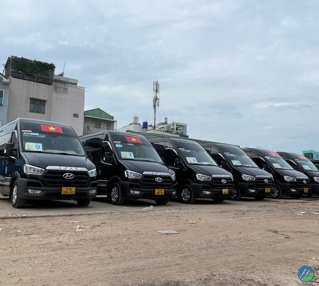 Xe Limousine 10 Chỗ