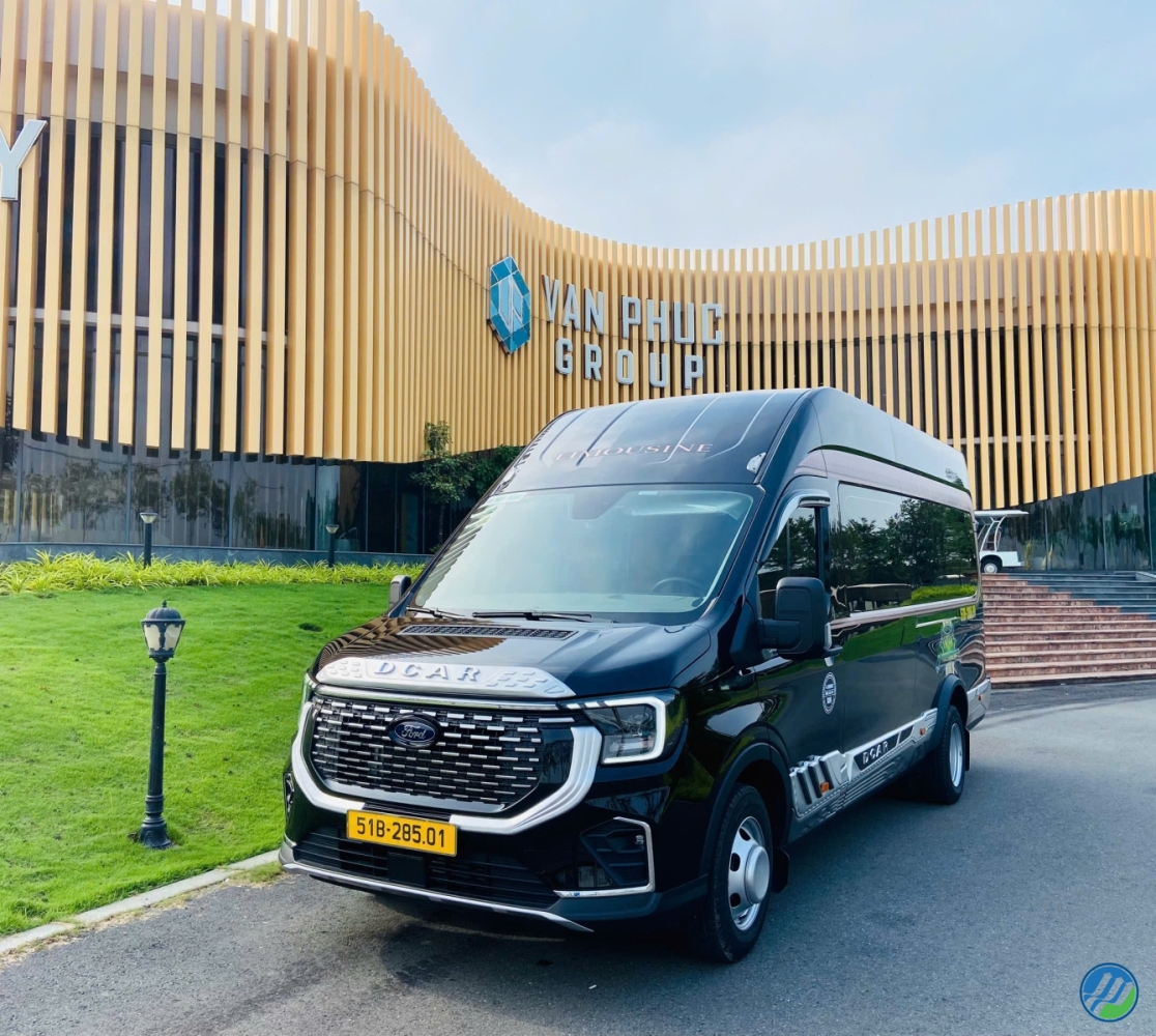 Xe Ford 2025 Limousine thượng Đỉnh 10 Chỗ 12 Chỗ